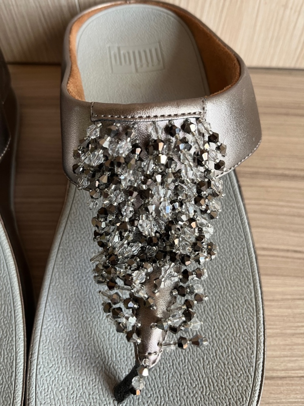 Fitflop Champagne Metallic Crystal-Embellished Thong Sandals - Picture 3 of 5